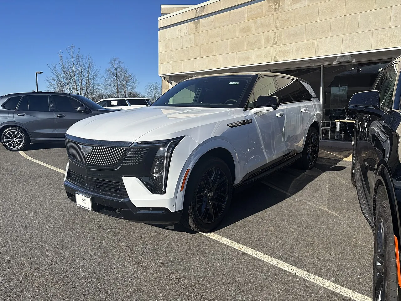 קאדילק אסקלייד IQ (Cadillac Escalade IQ) — צילום הרכב