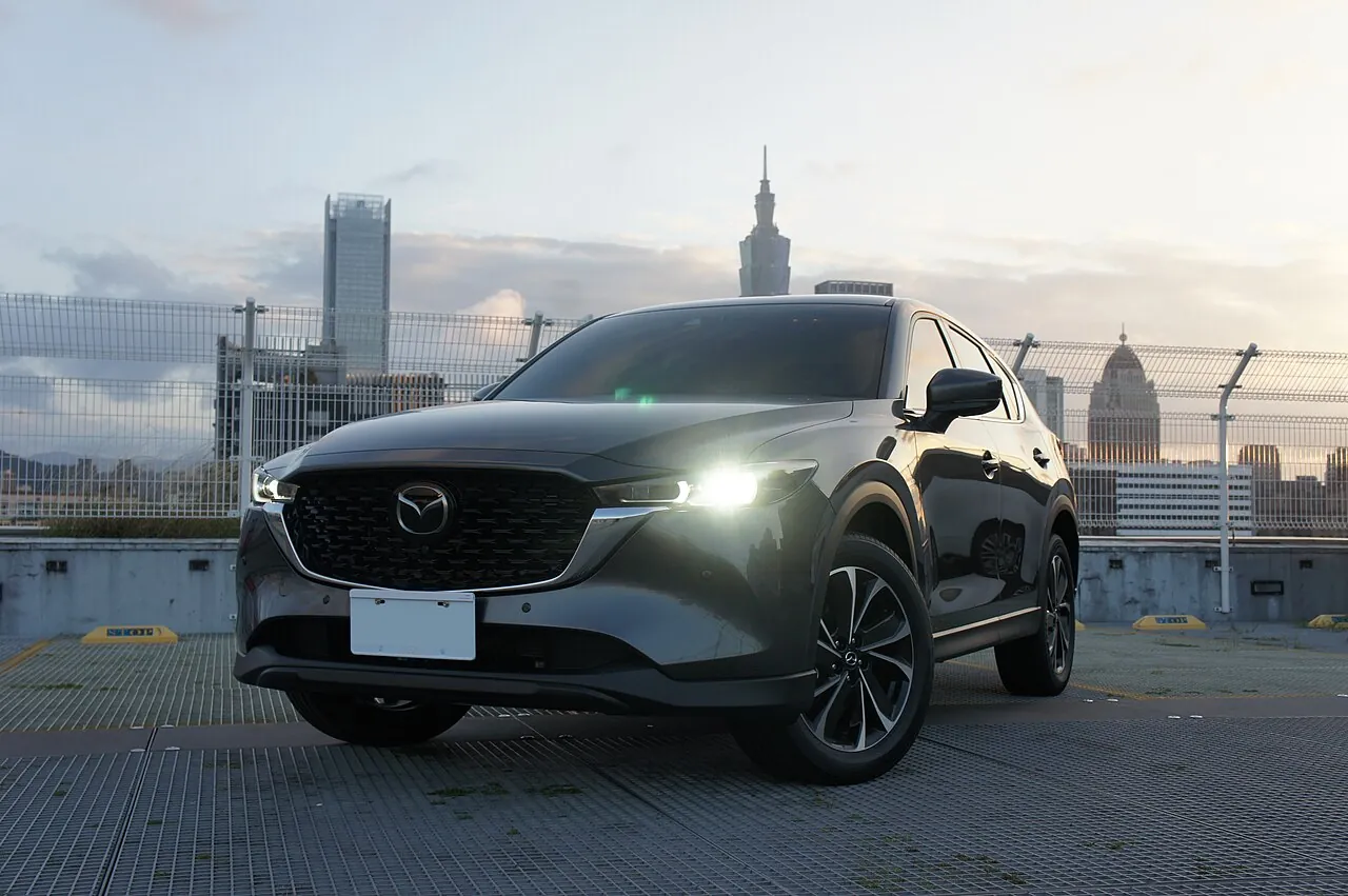 מאזדה CX-5 (Mazda CX-5) — צילום הרכב