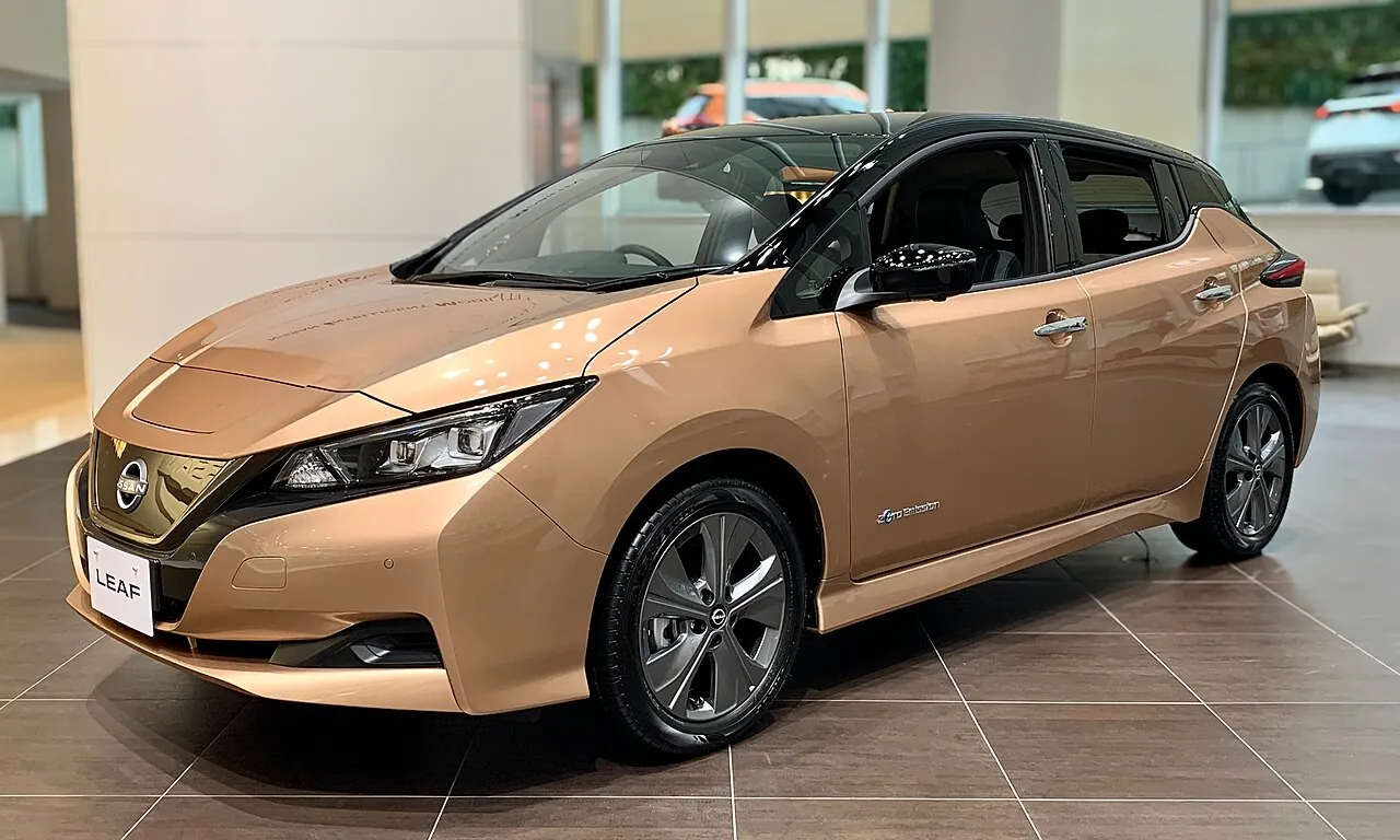 ניסאן ליף (Nissan Leaf) — צילום הרכב