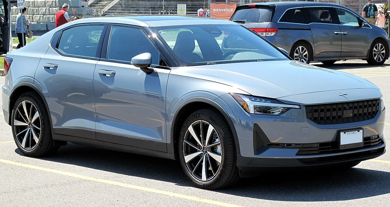 פולסטאר 2 (Polestar 2) — צילום הרכב