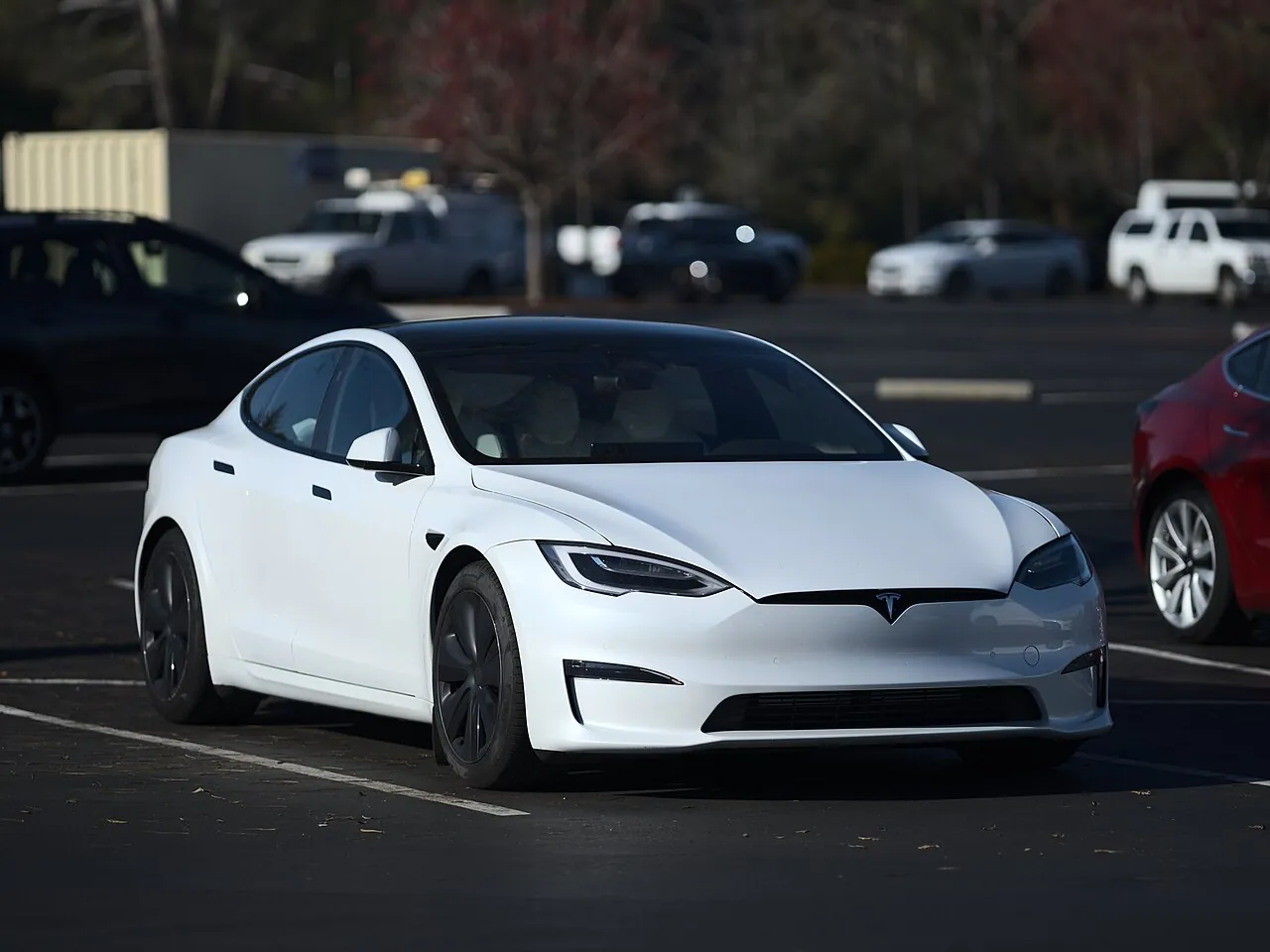 טסלה מודל S (Tesla Model S) — צילום הרכב