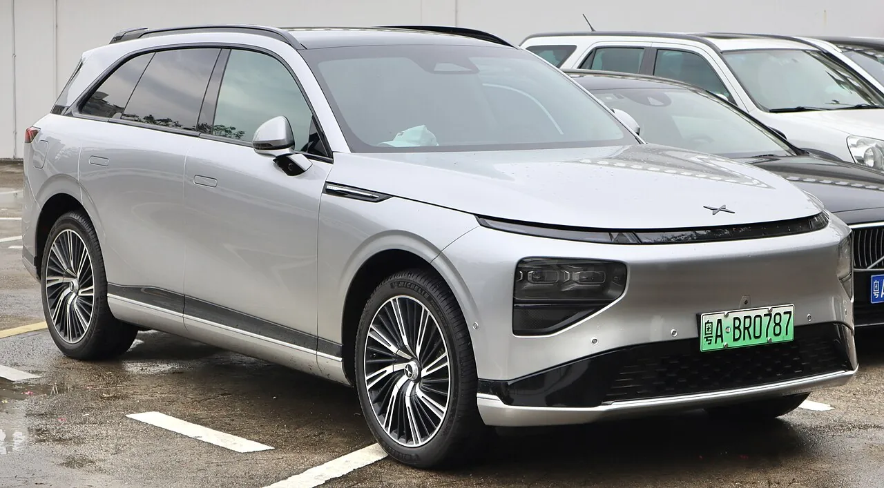 אקספנג G9 (XPeng G9) — צילום הרכב